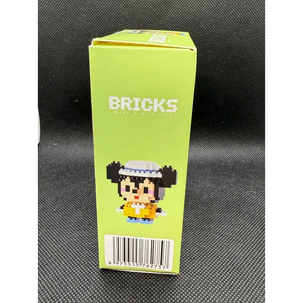 Bricks Make a Wise Life M3011 Cartoon Donald Duck Building Block Set 173pc